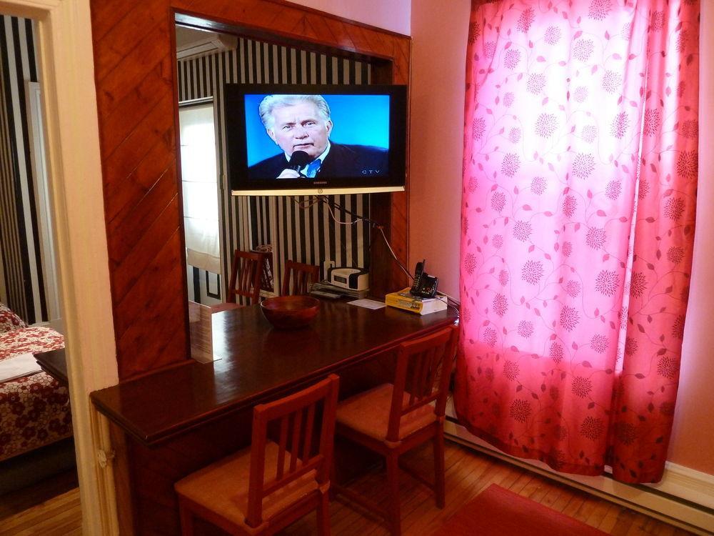 Gite University Bed And Breakfast Montreal Zewnętrze zdjęcie